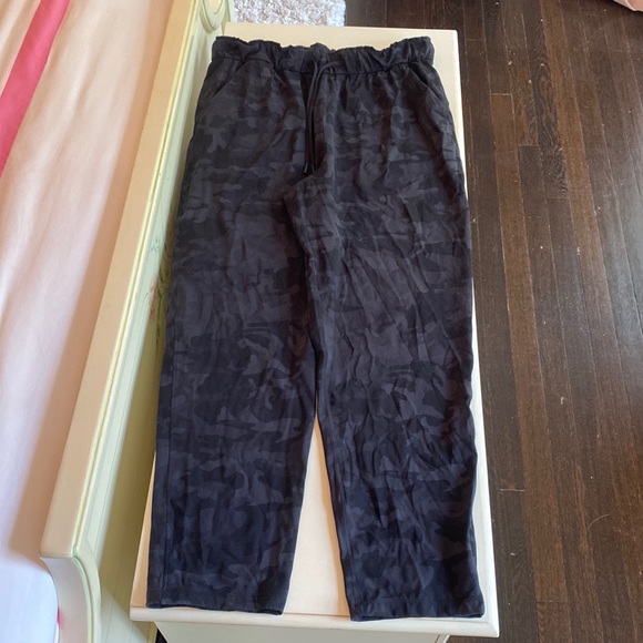 Lululemon Ready to Rulu High-Rise Jogger *Full §
Length Online Only - Picture 3 of 14